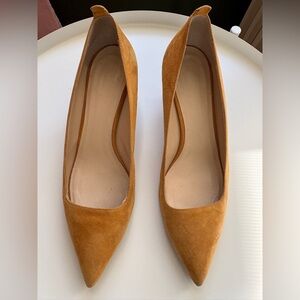 Everlane Women's Heels in Mustard Suede